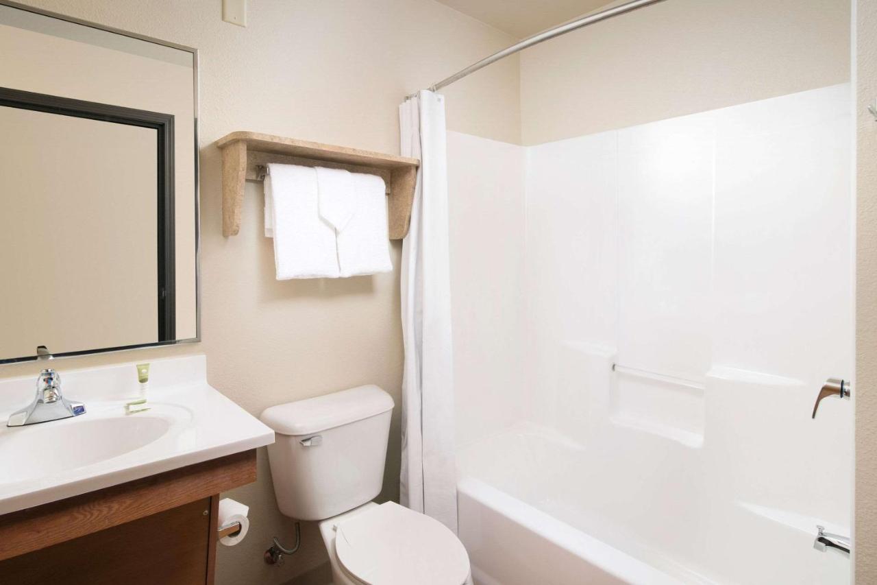Woodspring Suites Texas City Exterior foto